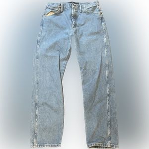 Men’s Wrangler 33x32 George Strait Cowboy Cut Blue jeans